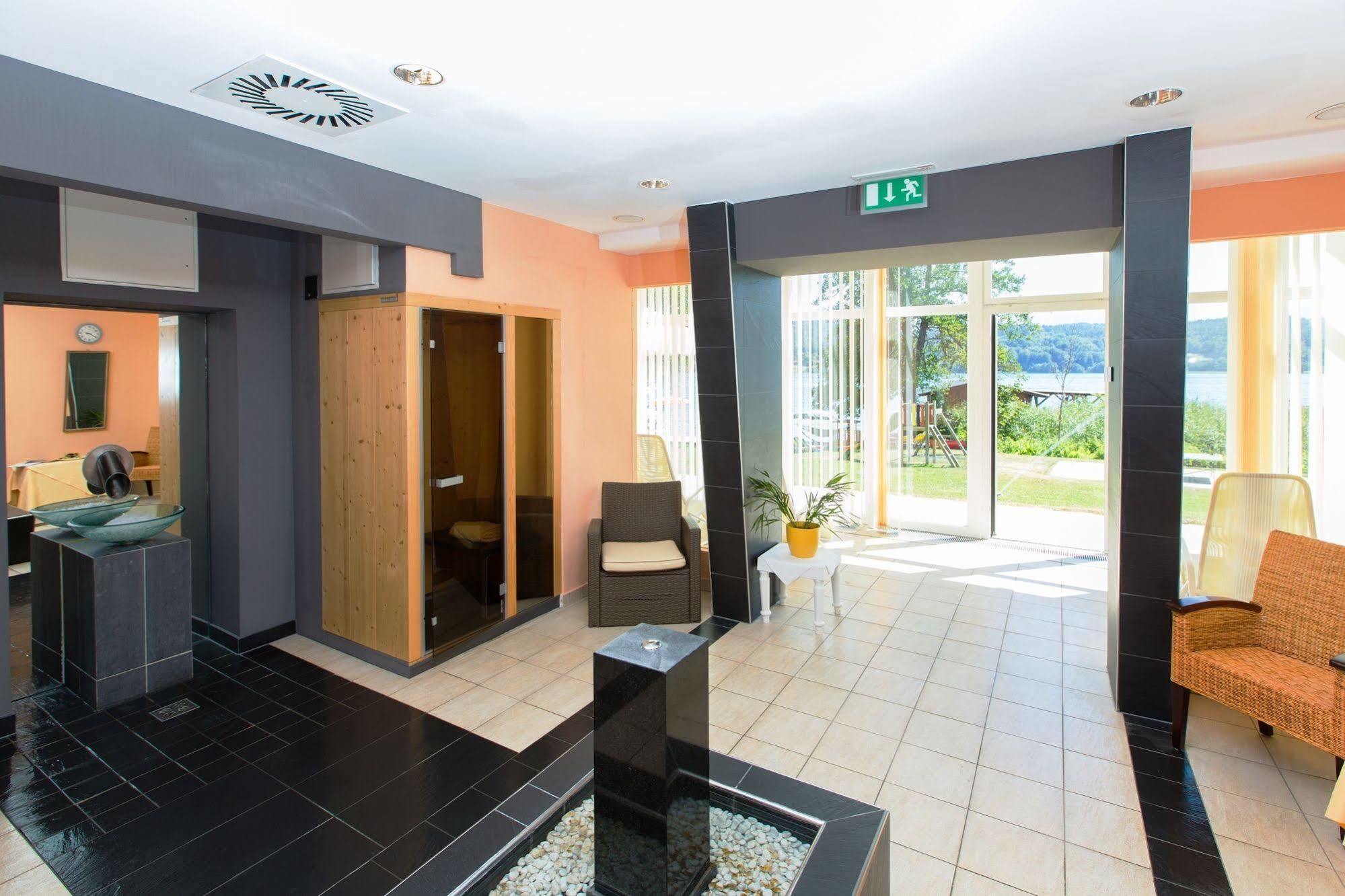 Werzers Seehotel Wallerwirt Techelsberg Luaran gambar